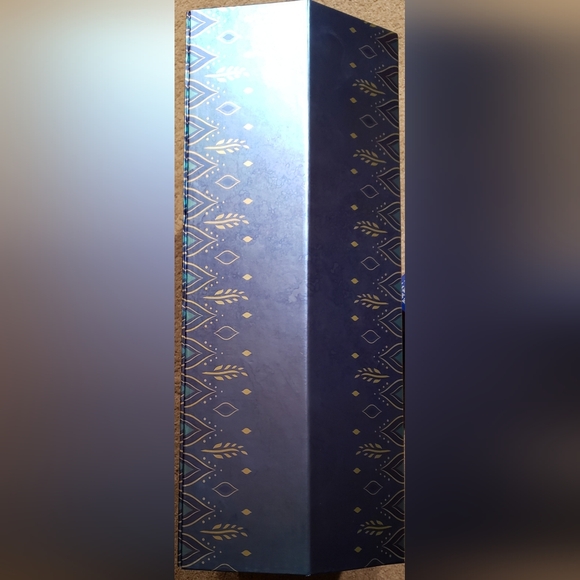 2022 D23 Exclusive 30th Anniversary Aladdin 17" Jasmine Doll with lamp - Picture 9 of 11